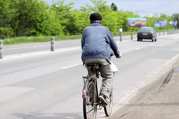 bicicleta biciclist iesire oras panou drum 1