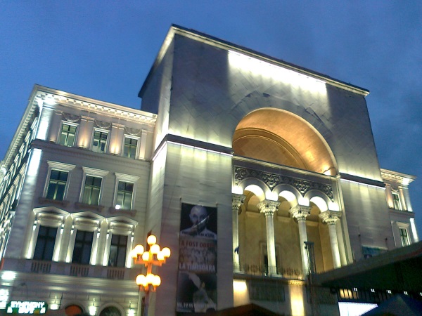 teatrul opera Foto